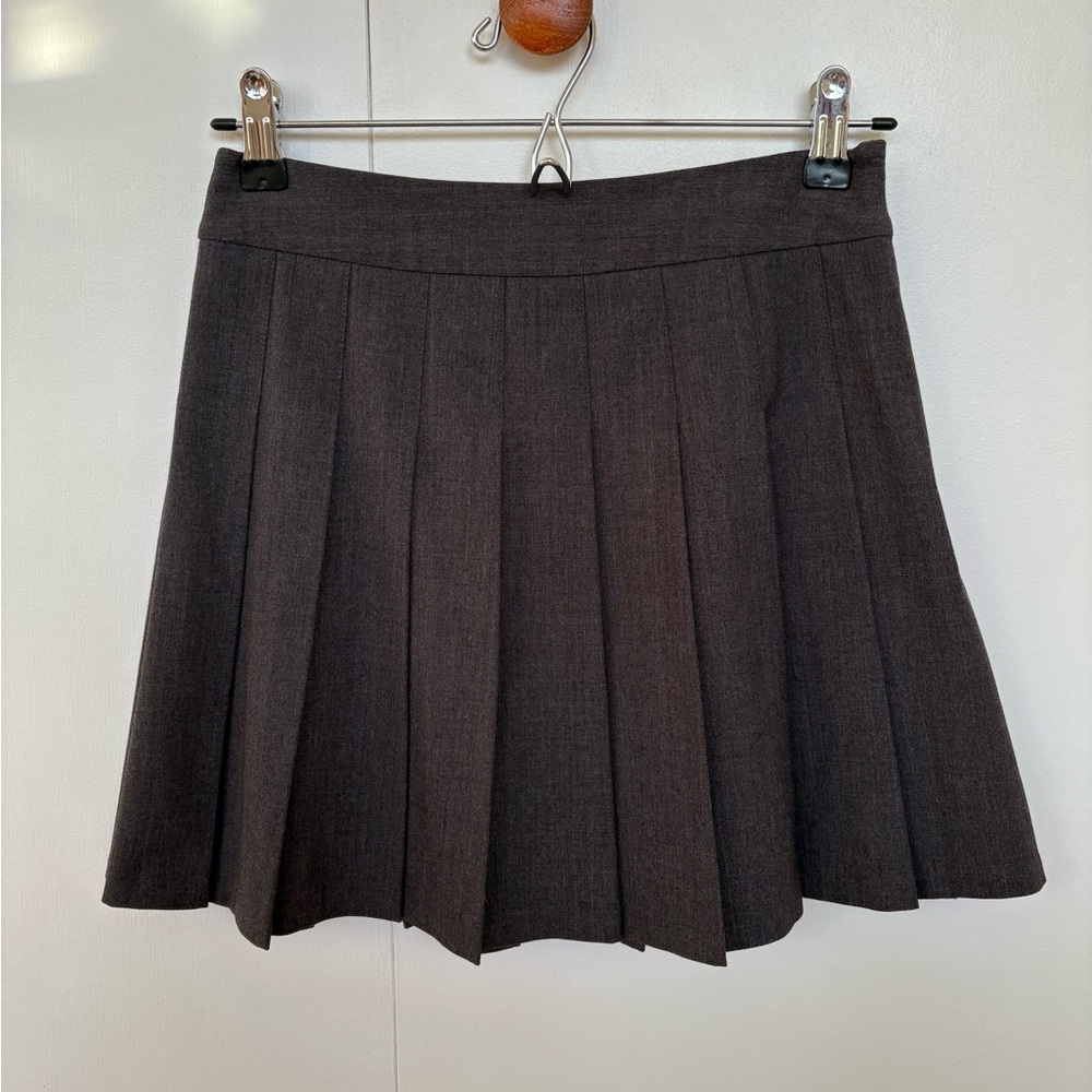 OAK + FORT Charcoal Pleated Skirt